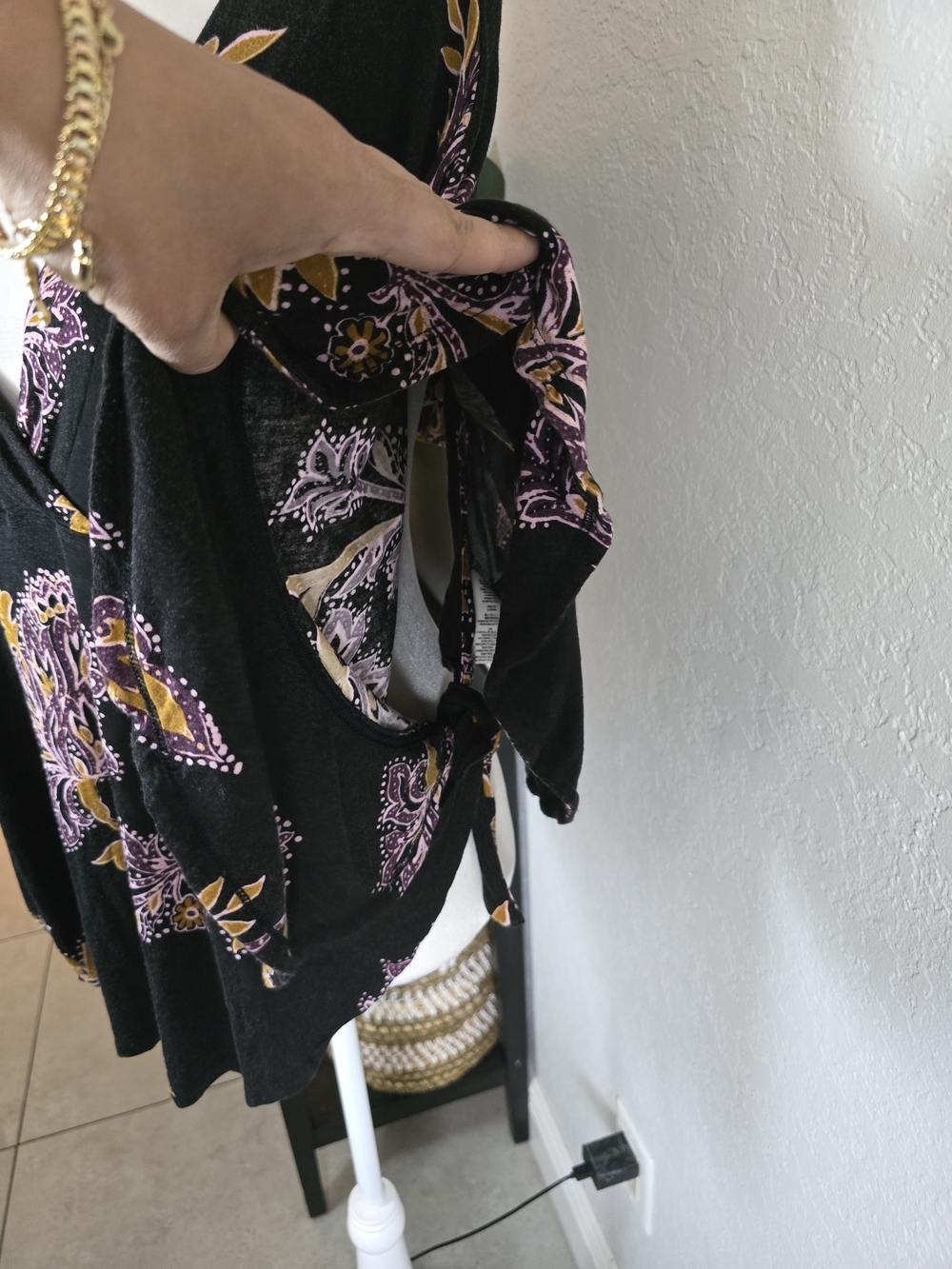 Free People Women’s Maui Wowie Top Batik Tie Side Boho XS - Picture 7 of 10